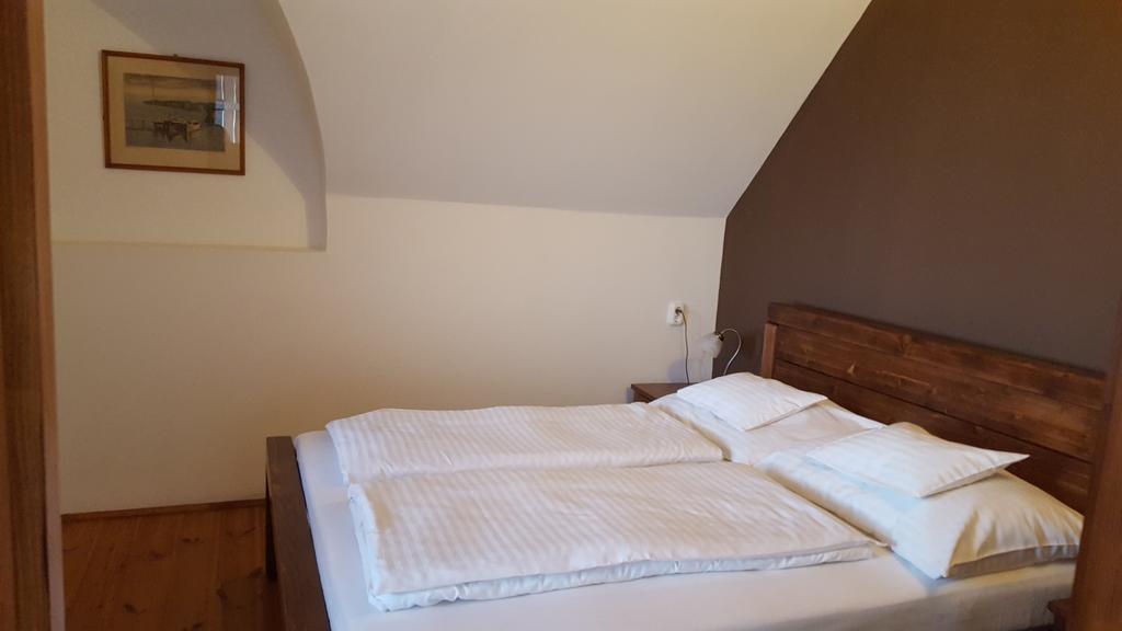 Koczor Winery & Guesthouse Balatonfured Luaran gambar